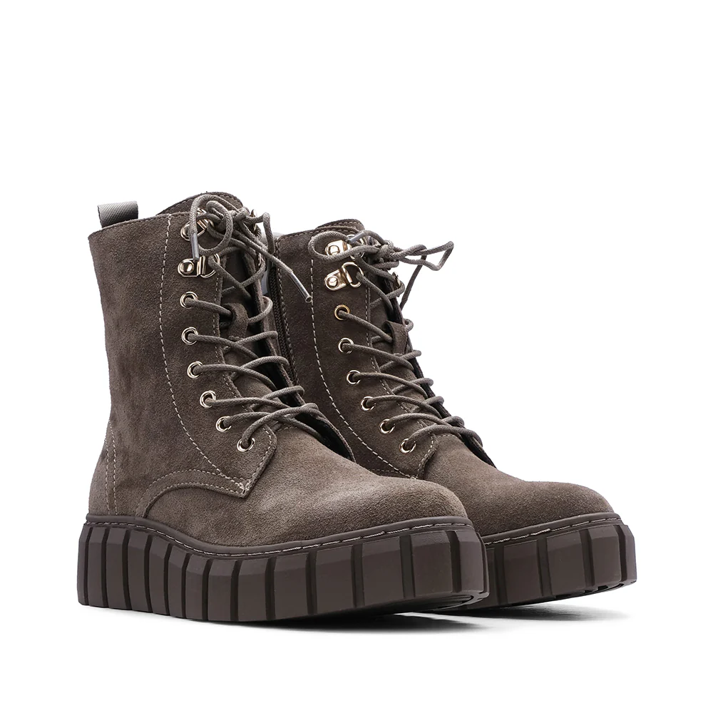 Bota Casual Mulher Camurça Taupe - Image 3