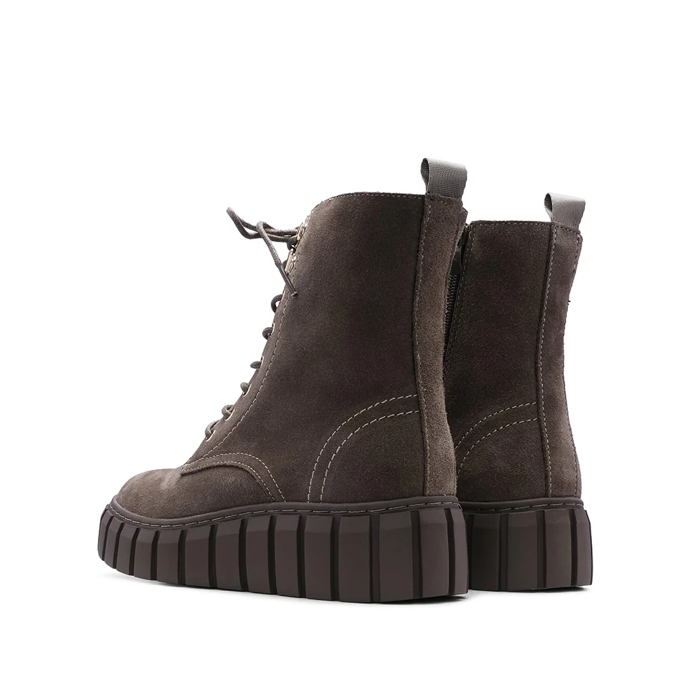 Bota Casual Mulher Camurça Taupe - Image 4