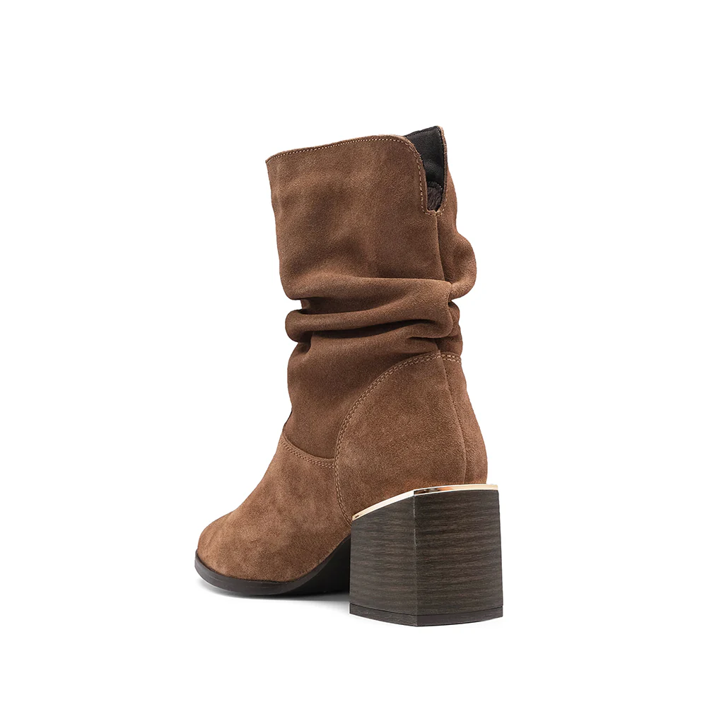 Bota Salto Médio Mulher Camurça Taupe - Image 4