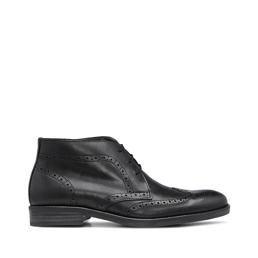 Botim Casual Homem Pele Preto