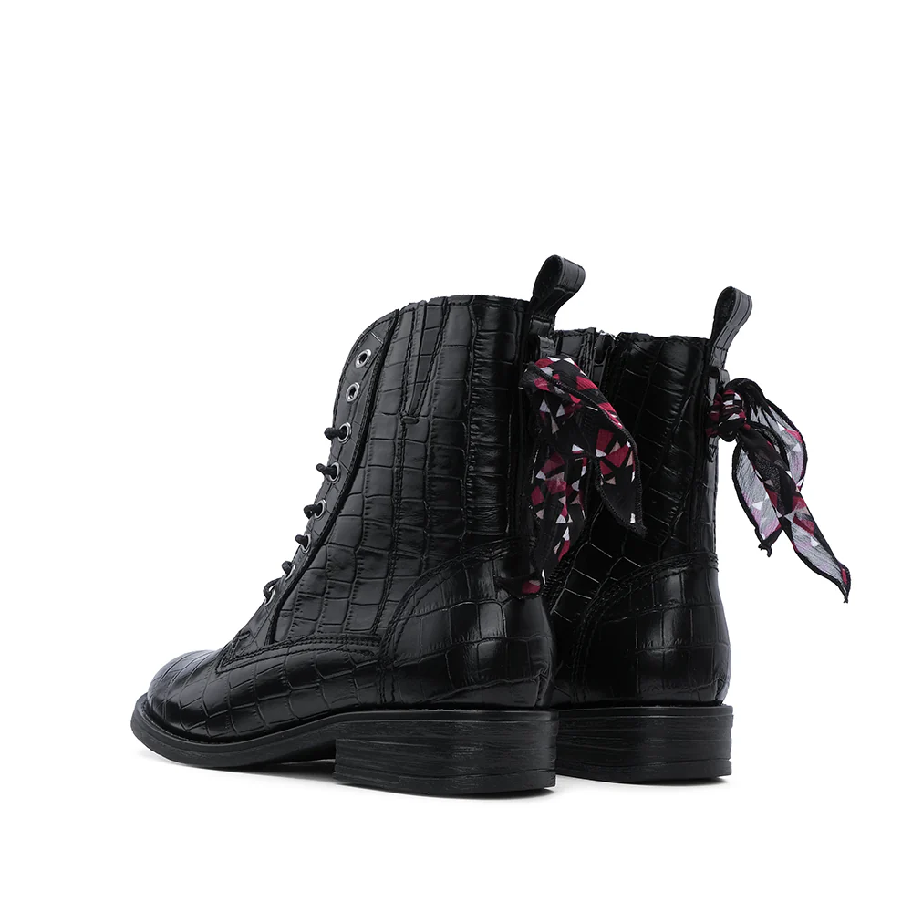 Botim Salto Raso Mulher Animal Print Preto - Image 4