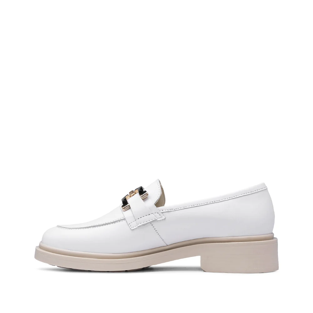 Sapato Salto Raso Mulher Pele Branco - Image 2
