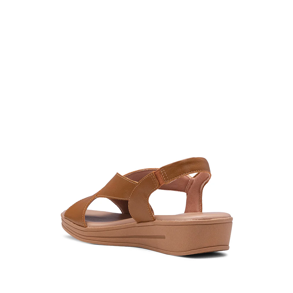 Sandália Salto Médio Mulher Pele Camel - Image 4